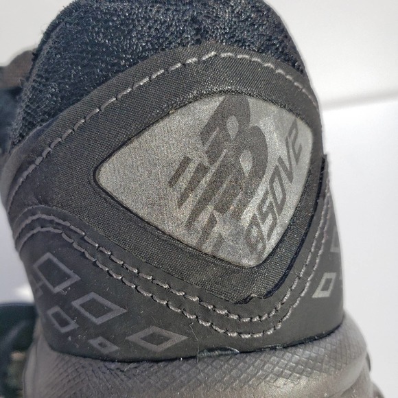 NEW BALANCE Sneakers Black Grey Sz 10 Womens - Picture 6 of 12